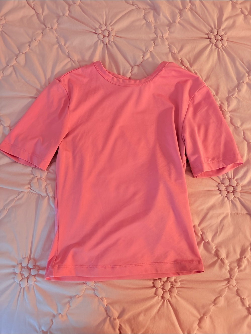Women’s Compression Short Sleeve Tee in Pink - Classic Crew Neck
